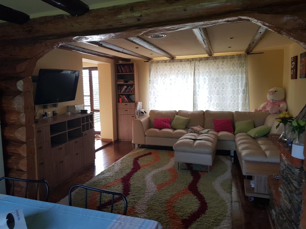Cabana Breaza - Skyview Cottage Bagian luar foto